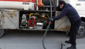 35 petrelaio thermansis Φθηνότερο το πετρέλαιο από πριν τη σύγκρουση Ιράν-Ισραήλ
